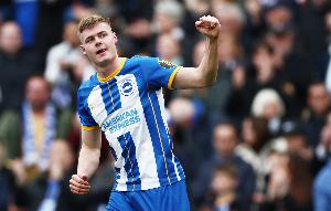 万博体育-记者：罗马希望租借布莱顿前锋弗格森，双方正在商谈交易