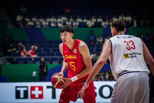 万博max-周琦告别低迷状态复苏！惨败之夜的最大亮点