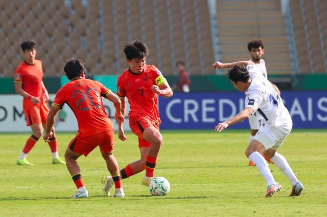 1768734376783032377.jpg (体育)(3)足球——U23亚洲杯:中国队晋级四强XxjpseC000240_20260117_PEPFN0A001.jpg